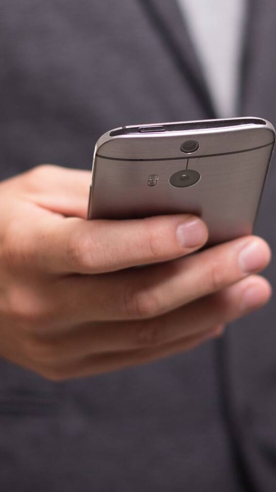 શું ફોન ચોખામાં રાખવાથી ભેજ ઝડપથી શોષાય જાય છે?