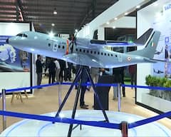 Vibrant Gujarat 2024: ગ્લોબલ ટ્રેડ શો માં ટ્રાન્સપોર્ટ એરક્રફ્ટ રેપ્લિકા બની આકર્ષણનું કેન્દ્ર,જુઓ તસવીરો