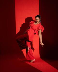 Aishwarya Rajesh Birthday : “ஆண்டிப்பட்டி கனவா காத்து ஆள் தூக்குதே…” ஐஸ்வர்யா ராஜேஷுக்கு இன்று பிறந்தநாள்!