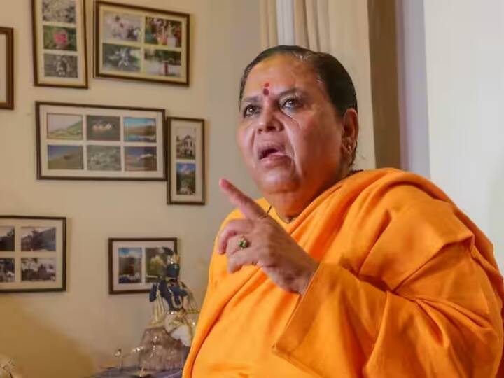 MP News: 'उनको प्रायश्चित के लिए बिना निमंत्रण राम मंदिर...', उमा भारती की कांग्रेस और वामपंथियों को सलाह Uma Bharti advice to Congress and leaders of left parties to go without invitation Ram Mandir Ayodhya MP News: 'उनको प्रायश्चित के लिए बिना निमंत्रण राम मंदिर...', उमा भारती की कांग्रेस और वामपंथियों को सलाह