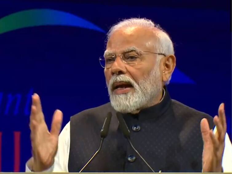 Vibrant Gujarat Summit 2024 India Working To Become A Developed Country Says PM Modi పాతికేళ్లలో దేశ రూపురేఖలే మార్చేస్తాం, ఇది భారత్‌కి అమృత కాలం - ప్రధాని మోదీ