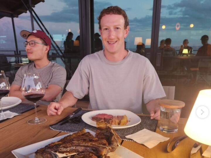 Mark Zuckerberg raising cows by feeding them dry fruits and beer want to create world best beef Mark Zuckerberg: गायों को सूखे मेवे और बियर खिलाकर तैयार कर रहे मार्क जुकरबर्ग, बनाना चाहते हैं दुनिया का सबसे अच्छा बीफ