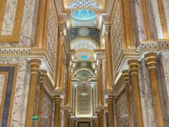 लग्जरी लाइफस्टाइल जीते हैं UAE के राष्ट्रपति शेख मोहम्मद बिन जायद अल नाहयान, संपत्ति जानकर चौंक जाएंगे