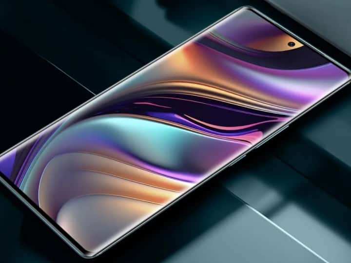 इस फोन में कनेक्टिविटी के लिए 5G, 4G, वाईफाई, ब्लूटूथ, फिंगरप्रिंट स्कैनर, यूएसबी टाइप-सी पोर्ट समेत कई खास फीचर्स दिए जा सकते हैं. अब देखना होगा कि इस फोन की लॉन्च डेट और स्पेसिफिकेशन्स के बारे में कंपनी आधिकारिक घोषणा कब करती है.