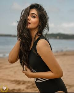 'ये रिश्ता क्या कहलाता है' फेम अक्षरा ने मोनोकिनी में दिखाया जलवा, सोशल मीडिया पर तस्वीरें वायरल