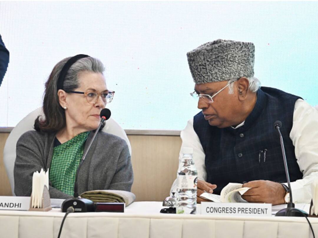 Ram Temple Invitation Mallikarjun Kharge Sonia Gandhi Adhir Ranjan Chowdhury Decline Ram Mandir Invitation Kharge, Sonia, Adhir Chowdhury 'Respectfully Decline' Ram Temple Invitation, Call It 'RSS/BJP Affair'