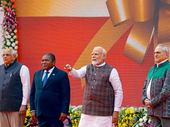 Prime Minister Narendra Modi inaugurates Vibrant Gujarat Global Trade Show 2024 along with President of Timor-Leste Jose Ramos-Horta, Mozambique President Filipe Nyusi and Gujarat Chief Minister Bhupendra Patel in Gandhinagar. (Source: PTI)