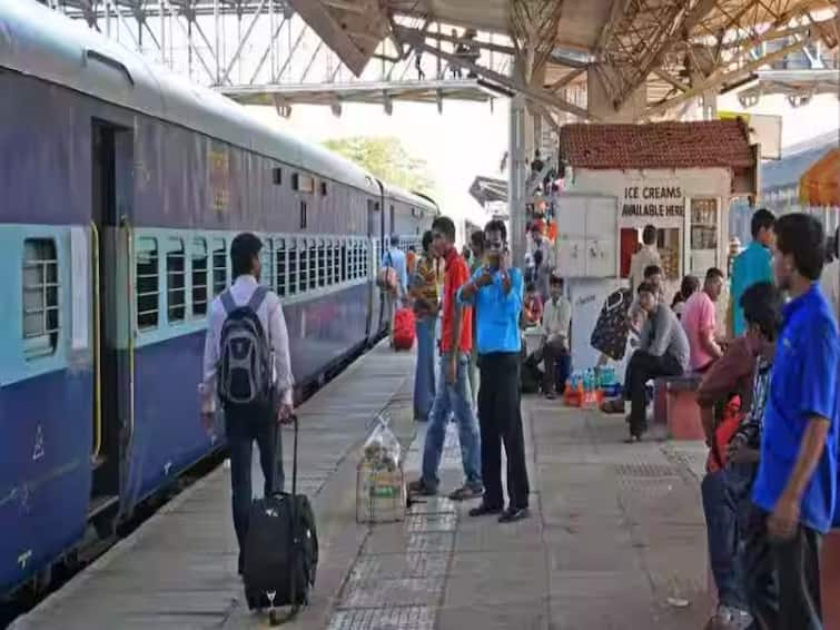 Pongal Special Train chennai to nellai special train january 13 and 16 chennai to tuticorin special train Pongal Special Train: நெருங்கும் பொங்கல் பண்டிகை! விட்டாச்சு சிறப்பு ரயில்கள்! சென்னையில் இருந்து எந்தெந்த ஊர்களுக்கு செல்லலாம்?