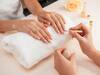 Winter Skin Care Tips : जास्त नेलपॉलिश लावत असाल तर काळजी घ्या; आरोग्यावर होतात 'हे' गंभीर परिणाम