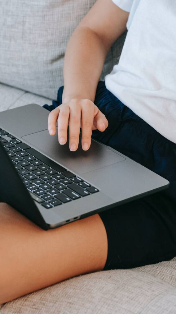 અતિશય પોર્ન વીડિયો જોવાથી સ્વાસ્થ્યને  થાય છે ભયંકર નુકસાન