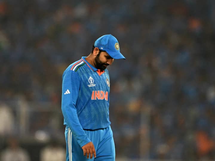 Praveen Kumar Recounts Horrific Incident When Indian Fans Were Abusing Rohit Sharma Latest Sports News Rohit Sharma: 'रोहित शर्मा को गालियां दे रहे थे भारतीय फैंस...', पूर्व स्टार क्रिकेटर ने किया बड़ा खुलासा