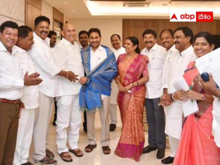 jumbling of seats is causing problems for the senior leaders of YSRCP abpp YSRCP Lists :  బలమైన నేతలకు నిరాదరణ - జంబ్లింగ్‌తో సీనియర్లకు టెన్షన్ - జగన్ పార్టీ నేతలను ఇబ్బంది పెడుతున్నారా ?