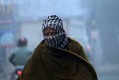 Weather Update: माइनस 5 डिग्री हुआ कश्मीर का पारा, दिल्ली समेत उत्तर भारत में जमाने वाली ठंड, कब मिलेगी राहत, जानें