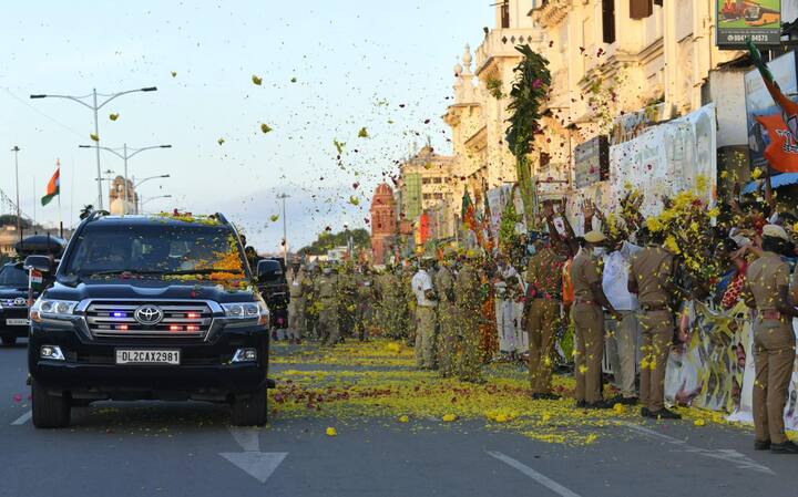 १७ हजार ८०० कोटी खर्चून उभारला अटल सेतू २०१६ साली मोदींनीच केलं होतं पुलाचं भूमिपूजन