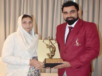 Mohammed Shami Arjuna Award Netizens Tagets Shami Ex Wife Hasin Jahan Mohammed Shami: அர்ஜூனா விருது! முன்னாள் மனைவிக்கு முகமது ஷமி கொடுத்த பதிலடி - நெட்டிசன்கள் கருத்து