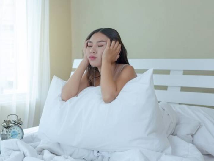 Mouth Breathing Symptoms Complications and Treatment dangerous for health नींद में मुंह से लेते हैं सांस तो हो जाएं सावधान, ऐसे सेहत के लिए हो सकता है खतरनाक