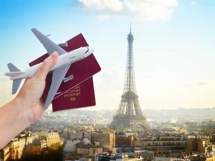 दक्षिण कोरिया, स्वीडन और फिनलैंड के नागरिकों को कुल 193 देशों में वीजा फ्री एंट्री की सुविधा मिलती है. लिस्ट में तीसरे स्थान पर ऑस्ट्रिया, डेनमार्क, आयरलैंड और नीदरलैंड का नाम आता है. यहां के पासपोर्ट होल्डर्स कुल 192 देशों की यात्रा वीजा के बिना कर सकते हैं.