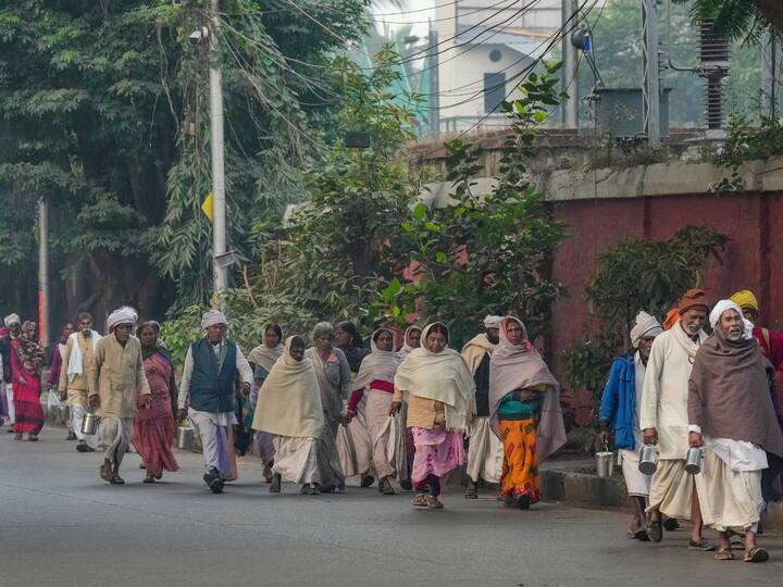 Gangasagar Mela pilgrims on their way to Sagar Island from in Kolkata ahead of 'Makar Sankranti'.