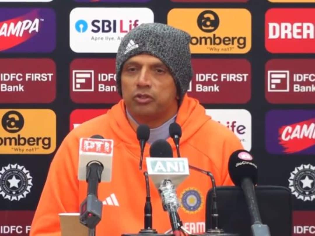 No disciplinary action against Ishan Kishan and Shreyas Iyer Rahul Dravid dismisses media reports Rahul Dravid: ఇషాన్‌, అయ్యర్‌పై క్రమశిక్షణా చర్యలు, స్పష్టతను ఇచ్చిన రాహుల్‌ ద్రవిడ్‌