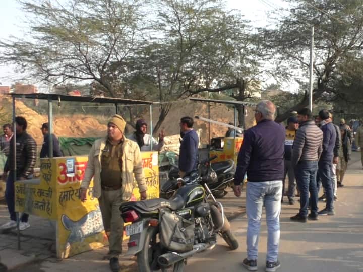 Bharatpur Municipal Corporation Removed illegal Meat Fish Shops in City ann Rajasthan News: मंत्री जवाहर सिंह बेढम के निर्देश पर एक्शन में नगर निगम, भरतपुर शहर में हटाई गई अवैध मांस मछली की दुकानें