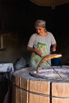 Tandoor Roti : तुम्हालाही तंदूरी रोटी आवडते ? रेस्टॉरंटमध्ये बनवलेली तंदूरी रोटी ठरू शकते हानिकारक !