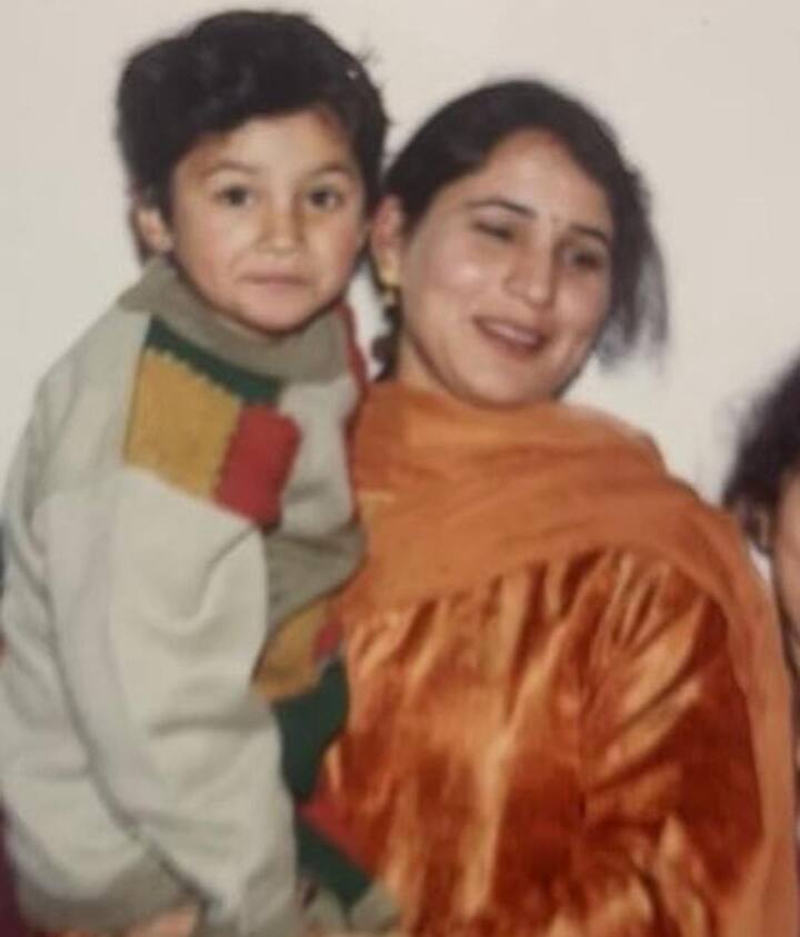 ਹੁਣ ਤੱਕ ਤਾਂ ਤੁਹਾਨੂੰ ਪਤਾ ਲੱਗ ਗਿਆ ਹੋਣਾ ਕਿ ਅਸੀਂ ਕਿਸ ਦੀ ਗੱਲ ਕਰ ਰਹੇ ਹਾਂ।