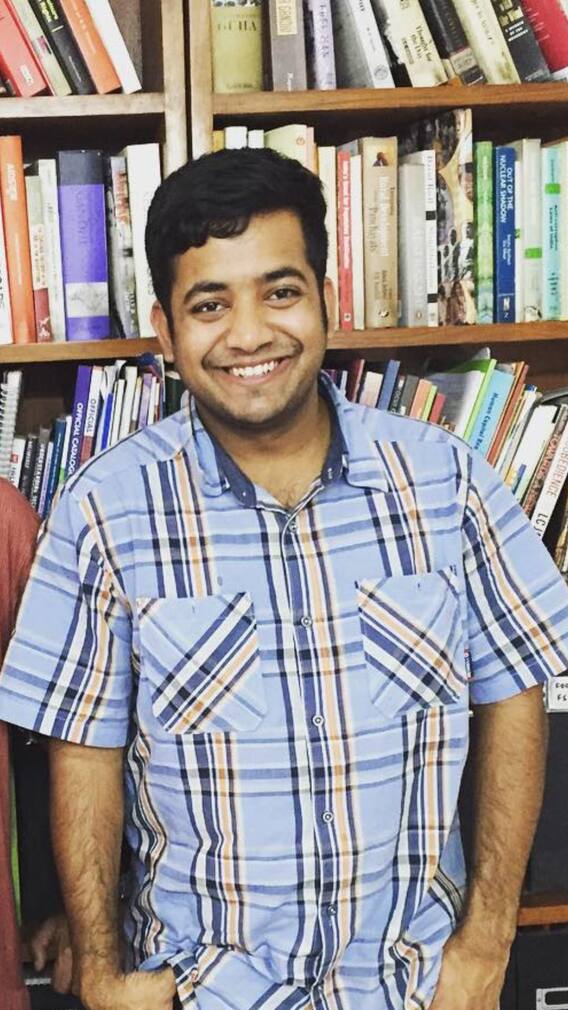 লোভনীয় চাকরি ব্যবসায় মন, রোমান সাইনি এখন কয়েক হাজার কোটির মালিক