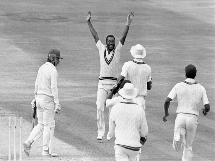 Racist Undertone To Term Whitewash Colorful Victory Terminology In Cricket Needs Deep Rewind Blackwashed Brownwashed ABPP 'Whitewash' — A Colourful Victory Terminology In Cricket Needs A Deep Rewind