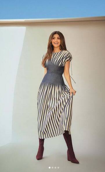 ਸ਼ਿਲਪਾ ਸ਼ੈੱਟੀ ਨੇ ਲੰਬੀ ਡਰੈੱਸ 'ਚ ਜਿੱਤਿਆ ਫੈਨਜ਼ ਦਾ ਦਿਲ