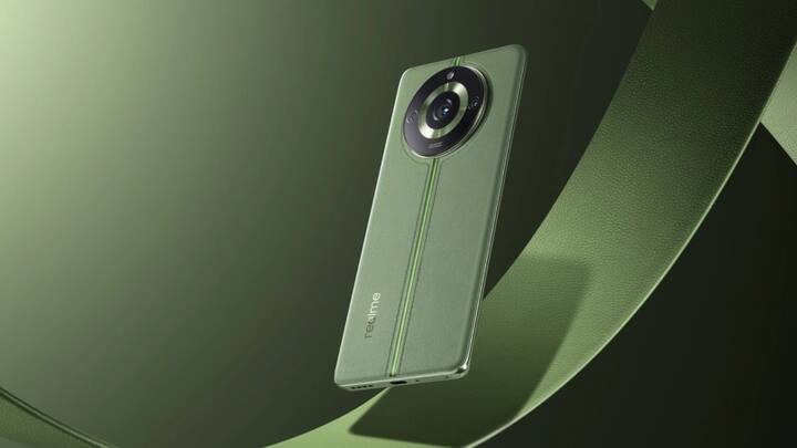 Realme 12 Pro: Realme ટૂંક સમયમાં ભારતમાં 12 શ્રેણી હેઠળના 2 સ્માર્ટફોન લોન્ચ કરશે. જો કે કંપનીએ હજુ સુધી લોન્ચની તારીખ જાહેર કરી નથી, પરંતુ ચોક્કસપણે કહ્યું છે કે ફોન આ મહિને લોન્ચ થશે.