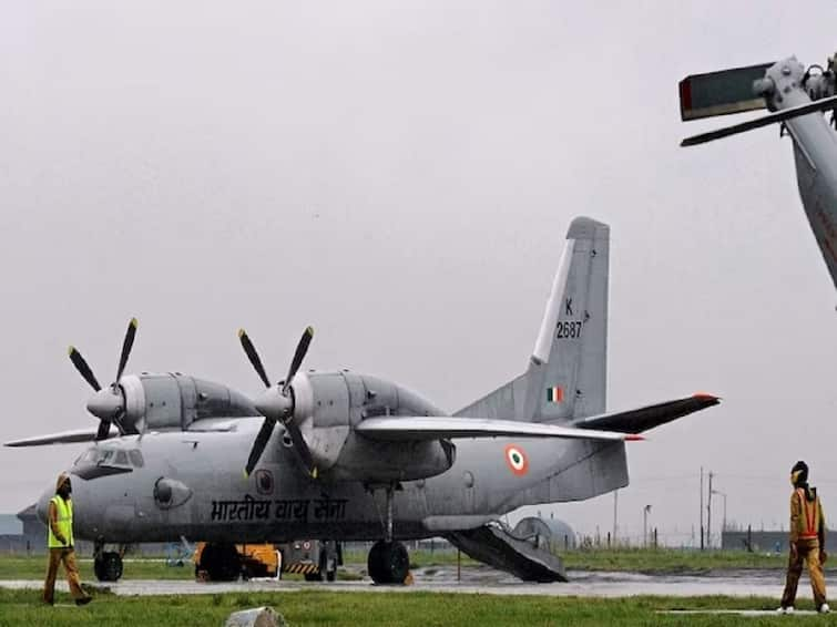 Debris of Indian Air Forces An-32 aircraft that went missing 7 years ago found Indian Air Force Plane Crash :  बंगालच्या उपसागरात हवाई दलाच्या विमानाचे अवशेष सापडले; 7 वर्षांपूर्वी 29 जणांसह झाले होते बेपत्ता