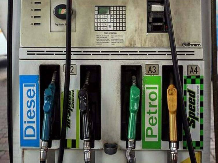 petrol and diesel price chennai on January 12th 2024 know full details Petrol Diesel Price Today: பிறக்கப்போகும் தை! மாற்றம் கண்டதா பெட்ரோல் விலை? இன்றைய நிலவரம்!