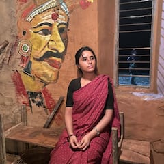 Priyanka Mohan Photos: 'కెప్టెన్ మిల్లర్' మూవీలో ప్రియాంక షాకింగ్ లుక్!