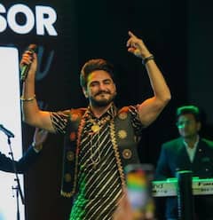 Kulwinder Billa: ਕੁਲਵਿੰਦਰ ਬਿੱਲਾ ਨੇ ਪਰਿਵਾਰ ਸਣੇ ਮੁੱਖ ਮੰਤਰੀ ਨਾਲ ਕੀਤੀ ਮੁਲਾਕਾਤ, ਪੰਜਾਬ CM ਨੇ ਗਾਇਕ ਦੇ ਪੁੱਤਰ ਤੇ ਬਰਸਾਇਆ ਪਿਆਰ