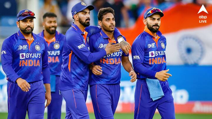 BCCI: ডানহাতি মিডিয়াম পেসার শেষবার জাতীয় দলের হয়ে খেলেছেন ১৪ মাস আগে। নেপিয়ারে নিউজ়িল্যান্ডের বিরুদ্ধে টি-টোয়েন্টি ম্যাচে।