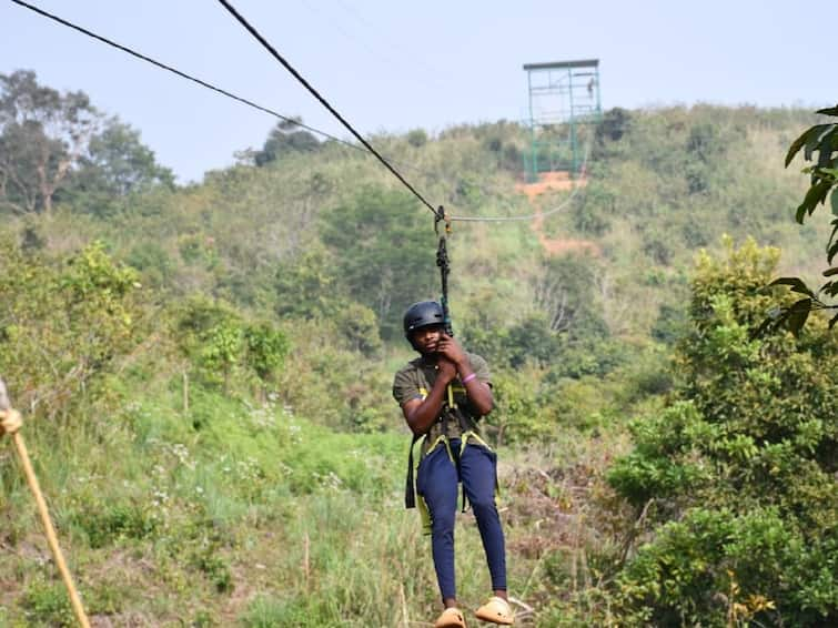 Environmentalists oppose zip line adventure travel in Nilgiris - TNN நீலகிரியில் பயன்பாட்டிற்கு வரும் ‘ஜிப் லைன்’ சாகச பயணம் ; சூழலியல் ஆர்வலர்கள் எதிர்ப்பு