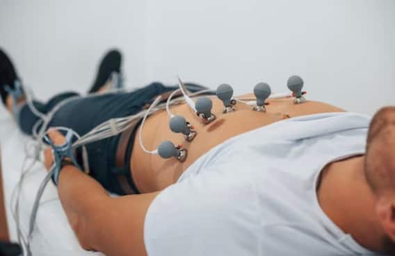 BPM 100 થી વધુ હોવાનું કારણ: ECG ટેસ્ટના રીડિંગ વિશે વાત કરીએ તો, જો BPM ECG માં 100 થી વધુ નોંધાયેલ હોય તો તે ટાકીકાર્ડિયાની નિશાની હોઈ શકે છે.