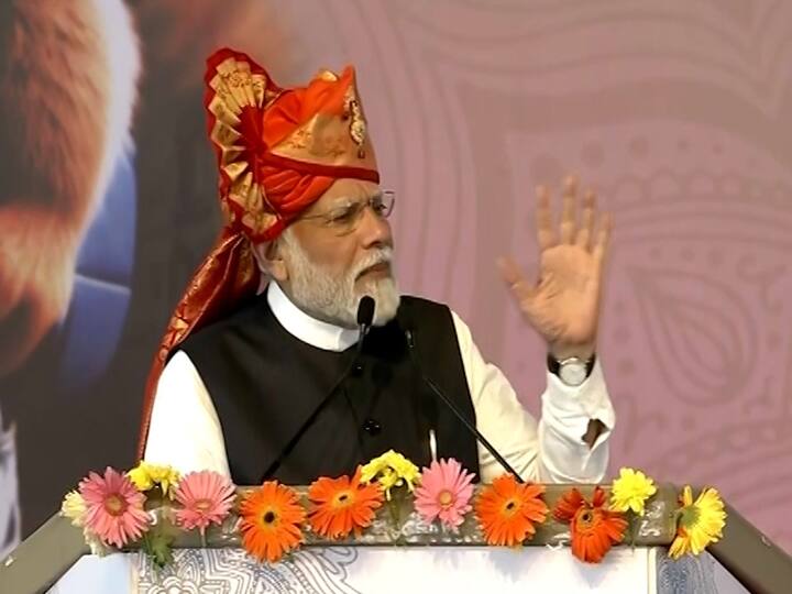 सहकाऱ्यांनो वेळ ही प्रत्येकाला एक संधी देते. वेळेचा हा सुवर्णक्षण आताचा अमृतकाळाचा हा कालखंड आहे. तुमच्याकडे संधी आहे, इतिहास रचण्याची, इतिहासात तुमचं नाव नोंदवण्याची.