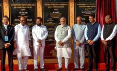 समंदर पर बने देश के सबसे लंबे पुल का पीएम मोदी ने किया उद्घाटन, देखें तस्वीरें