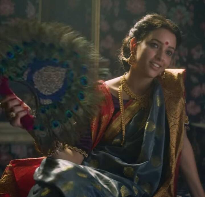 वहीं सस्पेंस से भरपूर तृप्ति डिमरी की फिल्म 'बुलबुल' की कहानी आपके होश उड़ा देगी. इस फिल्म में एनिमल एक्ट्रेस ने एक बंगाली बहू का किरदार निभाया है, जा काफी रहस्यमयी है.