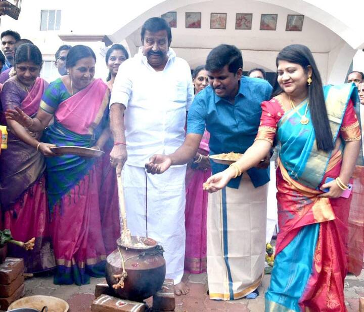Municipal Administration Minister KN Nehru celebrated Pongal festivities in Trichy (Credit: ABP Nadu)