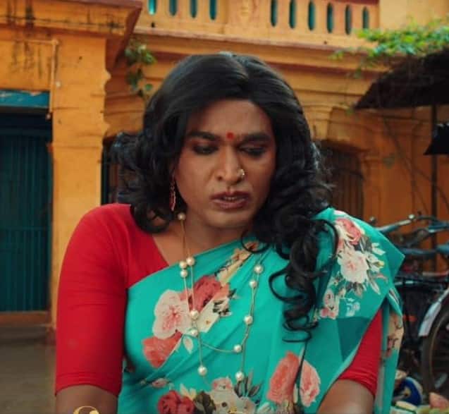 त्यागराजन कुमारराजा के डायरेक्शन में बनी 'सुपर डिलक्स' की कहानी ने हर किसी का दिल जीत लिया था. साल 2019 में रिलीज हुई इस फिल्म में विजय सेतुपति ने एक किन्ननर का रोल निभाया था. विजय की इस मूवी को आप नेटफ्लिक्स पर देख सकते हैं, जिसे आईएमडीबी रेटिंग 8.3 है.