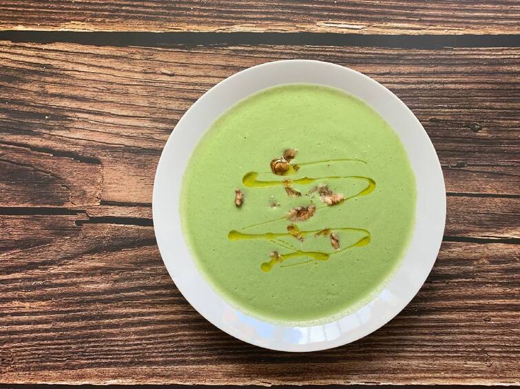 Broccoli Soup Recipe for warm Winter time Healthy Food diet Check out Broccoli Soup: உடல் எடை பேலன்ஸ் பண்ணனுமா? ஆரோக்கியம் மேம்பட ப்ரோக்கோலி சூப்.. இதோ ரெசிப்பி