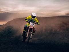 आप भी हैं बाइक में घूमने के शौकीन? इन खूबसूरत जगहों का लीजिए आनंद