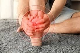 Health: જો શરીરમાં અનુભવાય આ 5 લક્ષણો તો સાવધાન, બેડ કોલેસ્ટ્રોલ વધવાના છે સંકેત