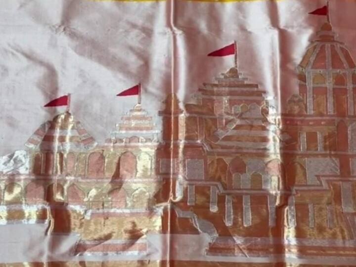 वाराणसी के रहने वाले बुनकर सर्वेश श्रीवास्तव यह खास दुपट्टा प्रधानमंत्री मोदी को भेंट करना चाहते हैं.