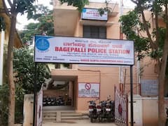 हॉस्टल में रहने वाली नौंवी की छात्रा ने दिया बच्चे को जन्म, कर्नाटक पुलिस ने दर्ज की FIR