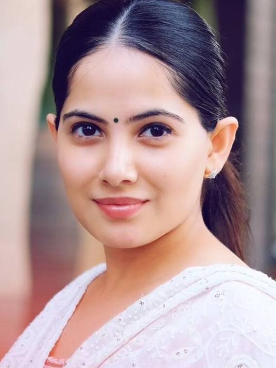 अपनी लाइफ में जरूर अपनाएं जया किशोरी के ये पॉजिटिव विचार