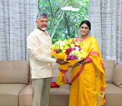 YS Sharmila Meets Chandrababu Naidu | చంద్రబాబు నాయుడుని కలిసిన వైఎస్ షర్మిల | ABP Desam