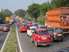 தென் மாவட்டத்திற்கு படையெடுக்கும் வாகனங்கள்..இவ்வளவு காரா?